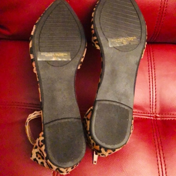 RESTOCK!Animal Tan Leopard print Flat- Shoe - Picture 4 of 5